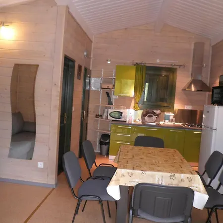 Cosy A Dans Un Avec Piscine Partagee Chalet Ranspach